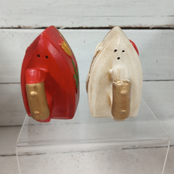 Vintage Artmark Japan Iron Shaped Salt & Pepper Shakers Tulip Design Handpainted - Picture 4 of 9